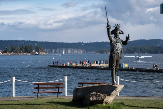 Nanaimo hiking trails vancouver island Chris Istace Maffeo Sutton Park Harbourfront Walkway