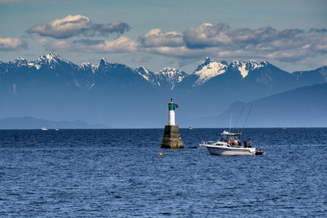 Nanaimo hiking trails vancouver island Chris Istace Pipers Lagoon